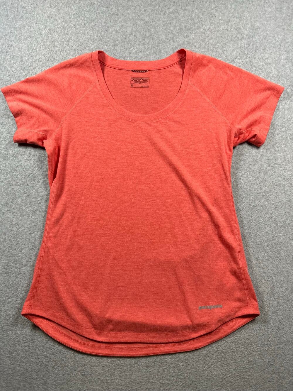 Patagonia Capilene Cool Trail Running Shirt Women's Medium Red Short Sleeves